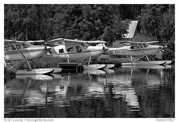 Float planes on Lake Hood, the largest float plane base in the world. Anchorage, Alaska, USA