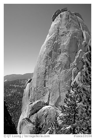 Granite pinnacle, the Needles. Giant Sequoia National Monument, Sequoia National Forest, California, USA (black and white)