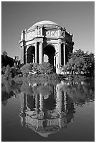 Rotonda of the Palace of Fine Arts, morning. San Francisco, California, USA (black and white)