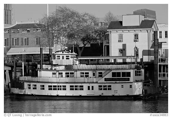 Spirit of Sacramento riverboat,  late afternoon. Sacramento, California, USA