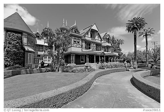 Gardens and facade. Winchester Mystery House, San Jose, California, USA