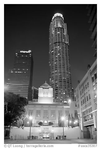 Los Angeles public library and US Bank building at night. Los Angeles, California, USA