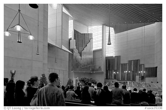 Interior of the Cathedral of our Lady of the Angels during Sunday service. Los Angeles, California, USA