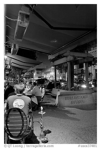 Restaurant terrace on Burlingame Avenue sidewalk. Burlingame,  California, USA (black and white)