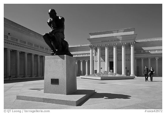 Forecourt of California Palace of the Legion of Honor with The Thinker by Auguste Rodin. San Francisco, California, USA (black and white)