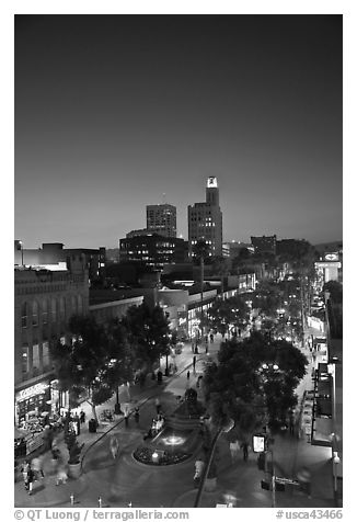Third Street Promenade and downtown buildings at sunset. Santa Monica, Los Angeles, California, USA (black and white)