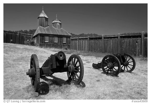Cannons and chapel, Fort Ross Historical State Park. Sonoma Coast, California, USA