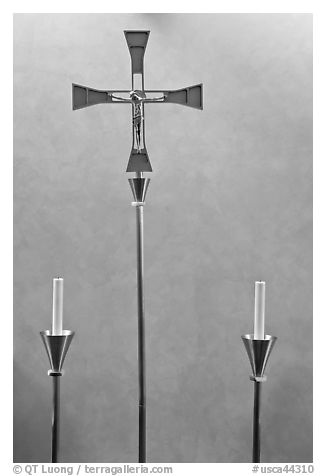 Candles and cross, Oakland Cathedral. Oakland, California, USA (black and white)