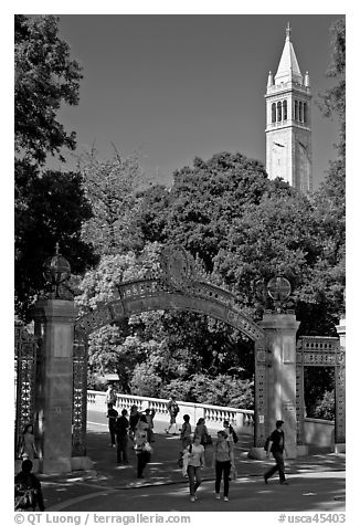 Sather Gate and Campanile, UC Berkeley. Berkeley, California, USA (black and white)