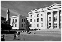 Sproul Plazza, California at Berkeley. Berkeley, California, USA ( black and white)