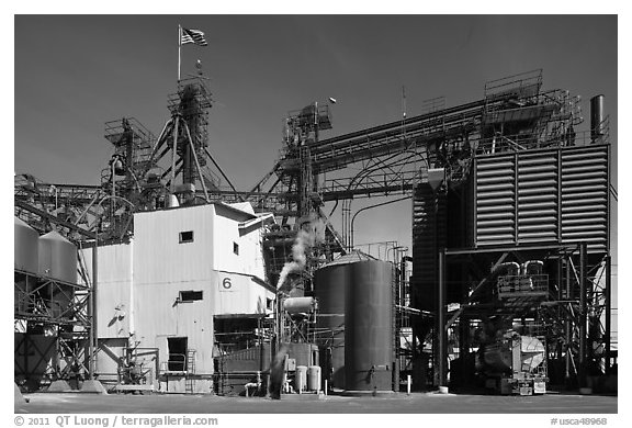 Grain mill, Oakdale. California, USA (black and white)