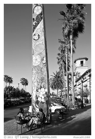 Decorated obelisk in shopping mall, Sunnyvale. California, USA