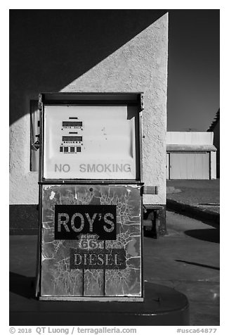 Roys gas pump, Amboy. California, USA (black and white)