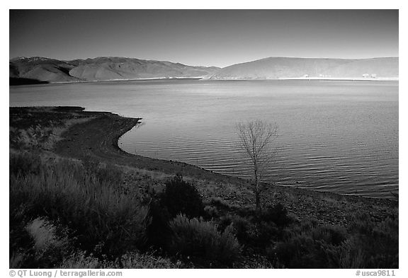 Topaz Lake, late afternoon. California, USA (black and white)