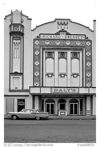 Former Loew State Theatre that became Daleys Department Store, Eureka. California, USA (black and white)