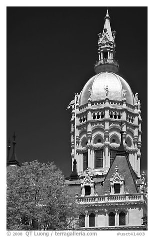 Gold-leafed dome of Connecticut State Capitol. Hartford, Connecticut, USA (black and white)