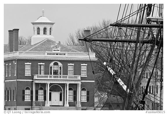 Ship rigging and Custom House, Salem Maritime National Historic Site. Salem, Massachussets, USA