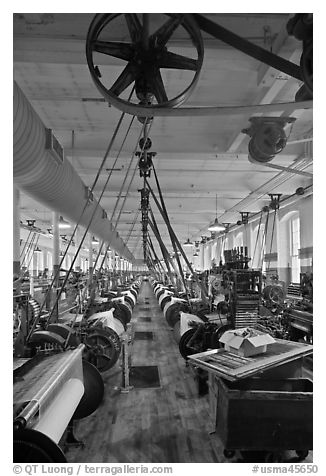 Northrop loom manufactured by Draper Corporation in the textile museum, Lowell National Historical Park. Massachussets, USA (black and white)