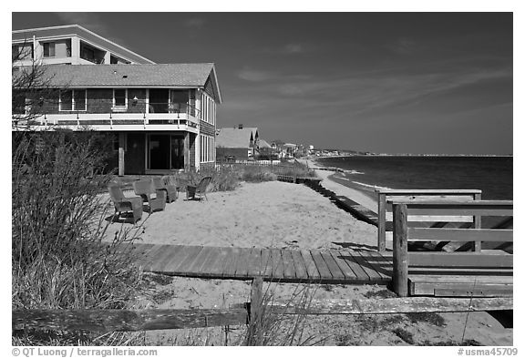 Beach houses, Provincetown. Cape Cod, Massachussets, USA (black and white)