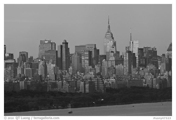 Manhattan skyline at sunrise. NYC, New York, USA