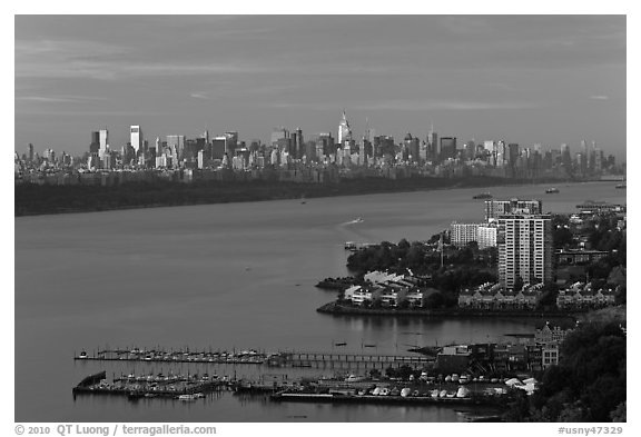 New York City seen from New Jersey, early morning. NYC, New York, USA