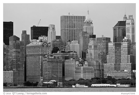 Lower Manhattan skyline,. NYC, New York, USA (black and white)