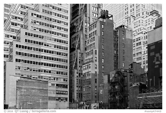 Vintage high-rise buildings, Manhattan. NYC, New York, USA (black and white)