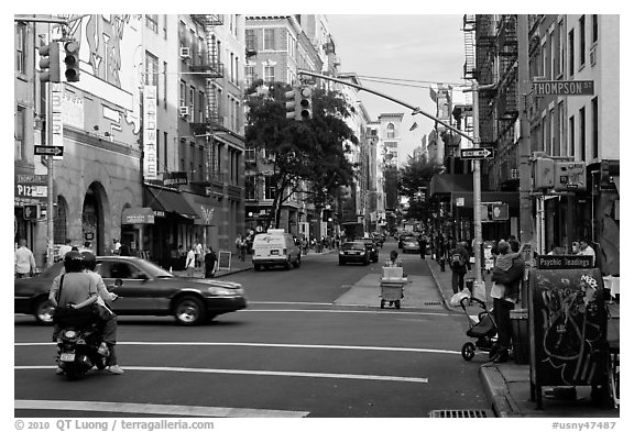 SoHo street. NYC, New York, USA (black and white)