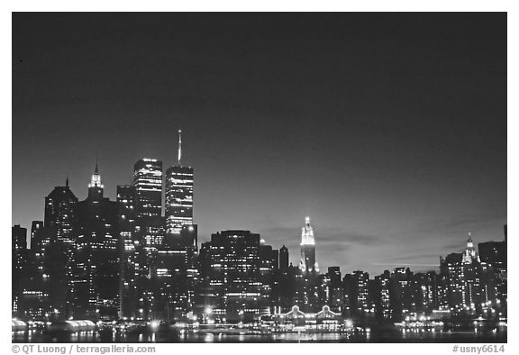 South Manhattan and World Trade Center from Brooklyn, dusk. NYC, New York, USA (black and white)