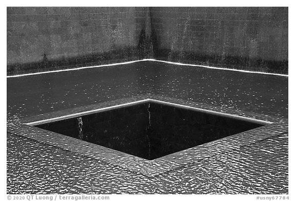Pools representing footprint of tower, 9/11 Memorial. NYC, New York, USA (black and white)