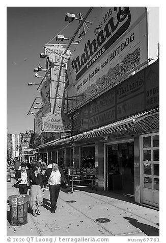 Sidewalk, Nathans, Coney Island. New York, USA (black and white)