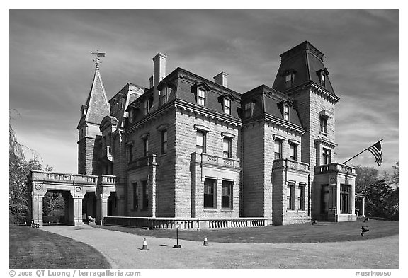 Black and White Picture/Photo: Chateau-sur-Mer, the first of Newport ...