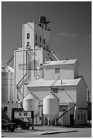 Grain elevator, Belle Fourche. South Dakota, USA ( black and white)