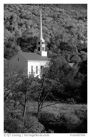 White steepled church in Stowe. Vermont, New England, USA (black and white)