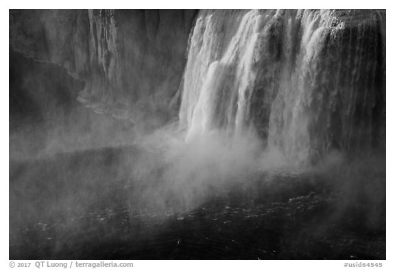 Bridal Veil Falls at sunset. Idaho, USA (black and white)