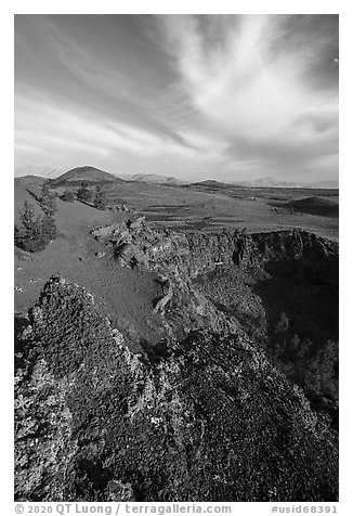 Echo Crater and Pioneer Mountains. Craters of the Moon National Monument and Preserve, Idaho, USA (black and white)