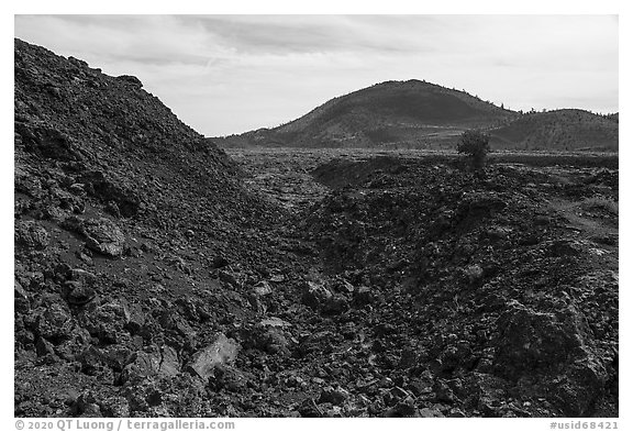 Broken Top flanks and Big Cinder Butte. Craters of the Moon National Monument and Preserve, Idaho, USA (black and white)