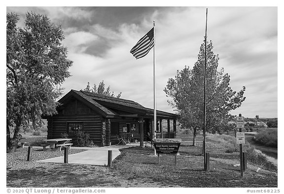 Coal Banks Visitor Center. Upper Missouri River Breaks National Monument, Montana, USA (black and white)