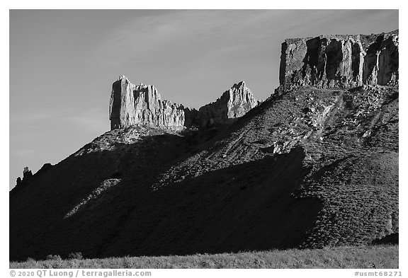 Cliffs with Hole-in-the-Wall from base. Upper Missouri River Breaks National Monument, Montana, USA (black and white)