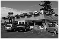 Hot Rod Grill, Florence. Oregon, USA (black and white)