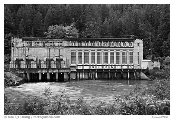 Gorge Powerhouse, Newhalem. Washington (black and white)