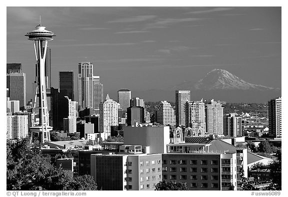 Seattle skyline with the Needle and Mt Rainier, afternoon. Seattle, Washington