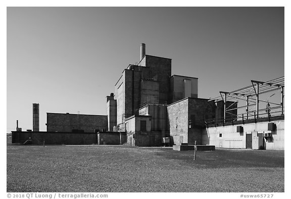 Nuclear reactor B, Hanford Unit, Manhattan Project National Historical Park. Washington (black and white)