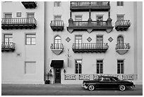 Classic car and hotel facade. St Augustine, Florida, USA ( black and white)
