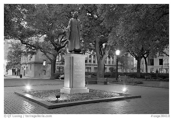 Square with statue of John Wesley at dusk. Savannah, Georgia, USA (black and white)