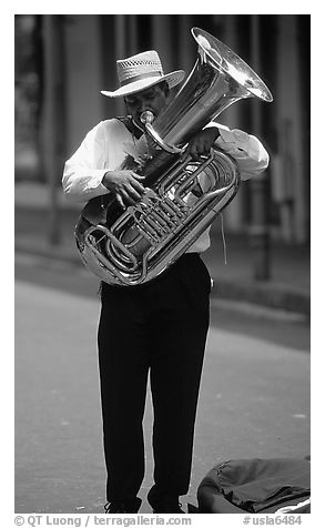Street Musician, French Quarter. New Orleans, Louisiana, USA