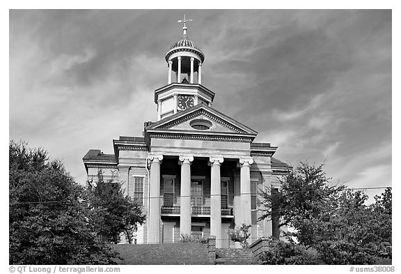 Historic courthouse museum. Vicksburg, Mississippi, USA