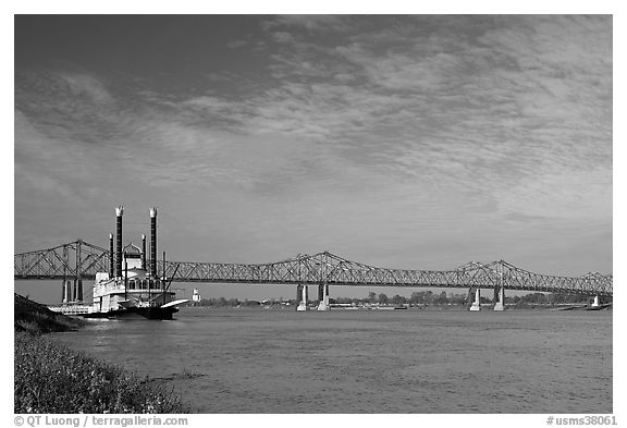 Mississippi River, paddle steamer, and bridge. Natchez, Mississippi, USA
