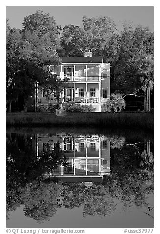 House reflected in pond. Beaufort, South Carolina, USA