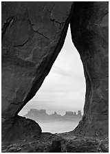 Teardrop Arch. Monument Valley Tribal Park, Navajo Nation, Arizona and Utah, USA ( black and white)